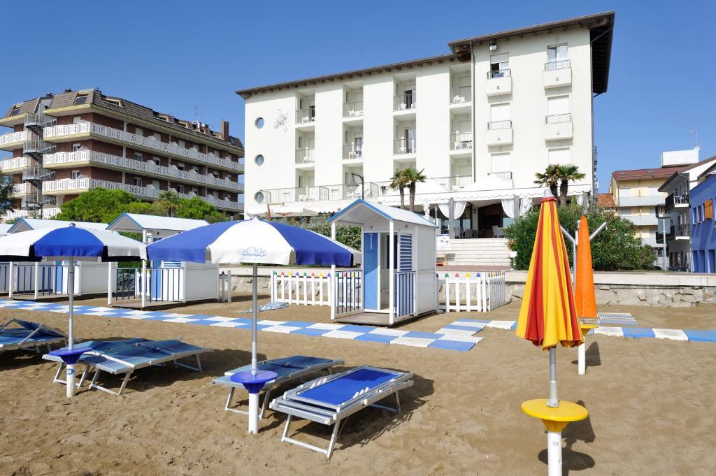 Hotel Nettuno Caorle Exteriör bild